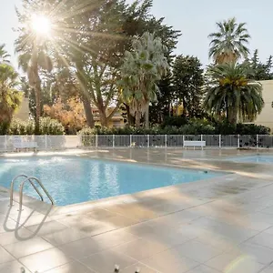 Spacious At A 5 Min Walk From The Beach Antibes